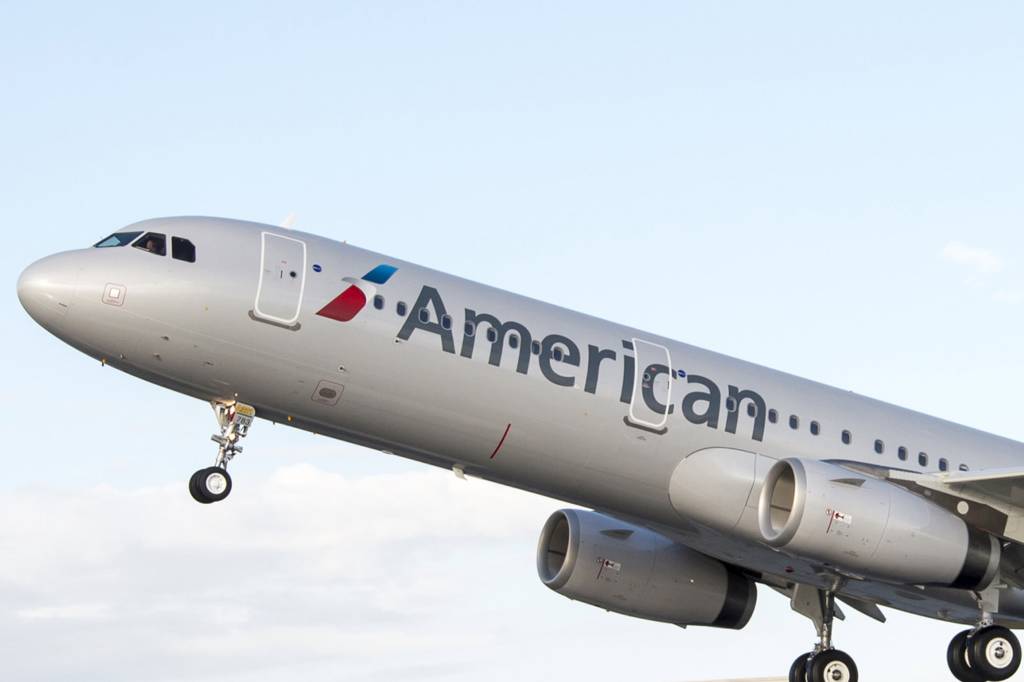 Após 30 anos, American Airlines suspende voos entre EUA e Venezuela