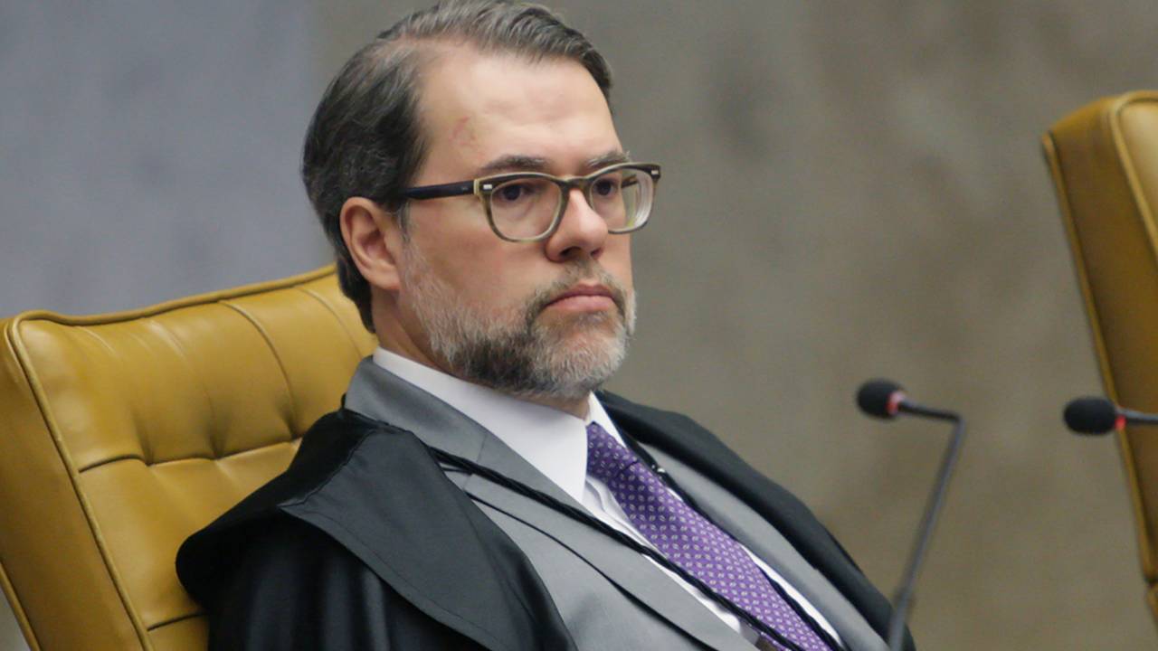 STF decide pela situação de Renan Calheiros
