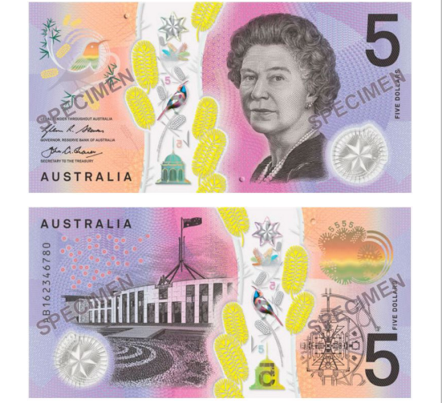 A rainha Elizabeth II, da Inglaterra, estampa a nota de 5 dólares australianos que concorre ao prêmio A rainha Elizabeth II, da Inglaterra, estampa a nota de 5 dólares australianos que concorre ao prêmio