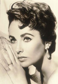 elizabeth-taylor-1950-09-size-5982