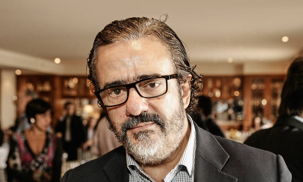 PLÁ - Elsinho Mouco, o publicitário do PMDB, e a denúncia de fraude em licitação vencida pelo seu irmão