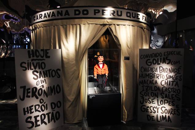 A ´Caravana do Peru que fala´ foi um programa transmitido na década de 50 pela Rádio Nacional de São Paulo, onde Silvio Santos recebia grandes cantores da época como Hebe Camargo, Solon Sales, Francisco Egídio, entre outros - 06/12/2016 A ´Caravana do Peru que fala´ foi um programa transmitido na década de 50 pela Rádio Nacional de São Paulo, onde Silvio Santos recebia grandes cantores da época como Hebe Camargo, Solon Sales, Francisco Egídio, entre outros - 06/12/2016