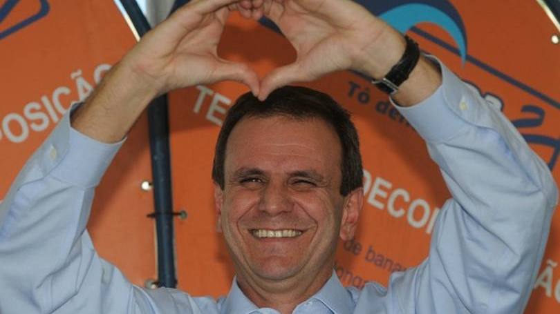 Começou a votação na enquete: Cidinha Campos, Eduardo Paes, Eduardo Suplicy, João Santana, Marilena Chauí e Sérgio Cabral brigam pelo troféu de julho