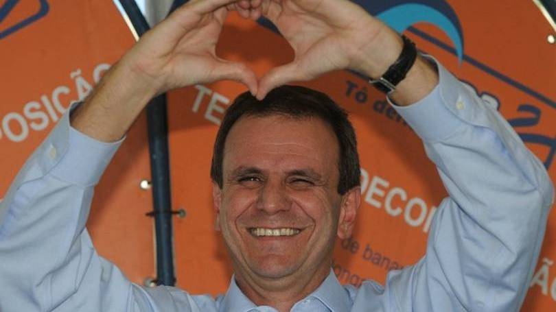 Começou a votação na enquete: Cidinha Campos, Eduardo Paes, Eduardo Suplicy, João Santana, Marilena Chauí e Sérgio Cabral brigam pelo troféu de julho
