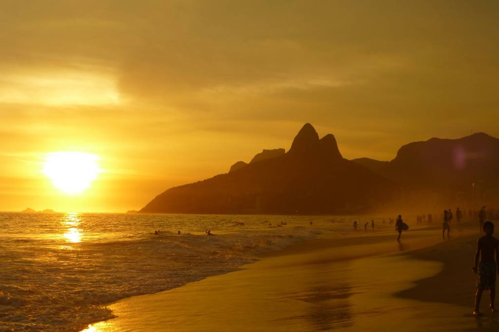 Quer viajar no Ano Novo? Prepare o bolso…