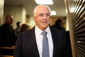 José Yunes na sessão pelo centenário de Franco Montoro O advogado José Yunes