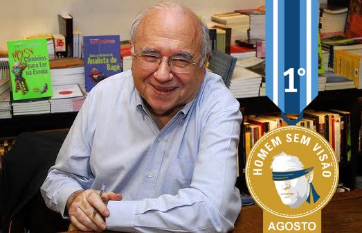 Luis Fernando Verissimo conquista o troféu de agosto, recebe um recado da Velhinha de Taubaté e vai descansar em Paris