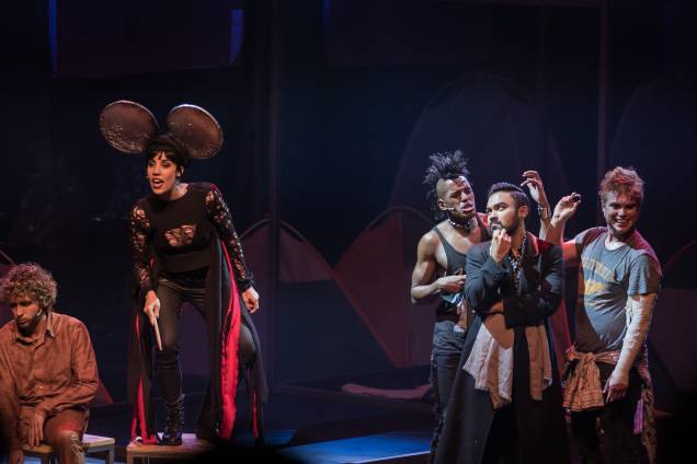 Elenco da nova montagem de RENT Elenco da nova montagem de RENT