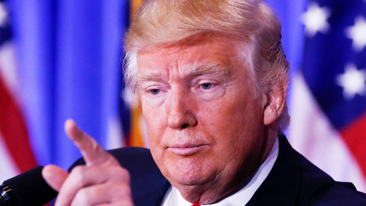 O presidente eleito dos Estados Unidos, Donald Trump, concede a primeira entrevista coletiva após vencer as eleições americanas, realizada na Trump Tower, em Manhattan - 11/01/2017