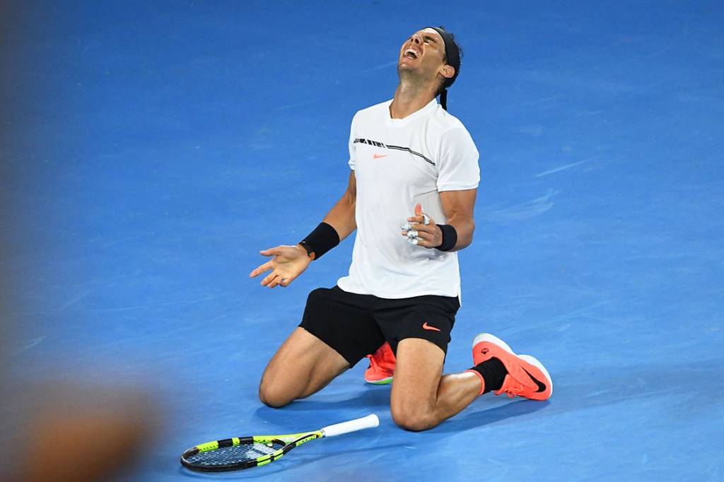 O espanhol Rafael Nadal comemora vitória sofrida sobre o búlgaro Grigor Dimitrov, no Aberto da Austrália, em Melbourne O espanhol Rafael Nadal comemora vitória sofrida sobre o búlgaro Grigor Dimitrov, no Aberto da Austrália, em Melbourne