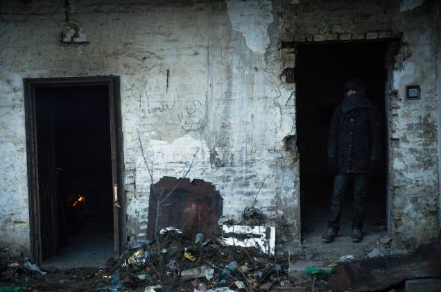 Estima-se que cerca de 1.000 imigrantes estejam em situações extremas sob um frio de menos 20 gruas celsius, em Belgrado, Sérvia Estima-se que cerca de 1.000 imigrantes estejam em situações extremas sob um frio de menos 20 gruas celsius, em Belgrado, Sérvia