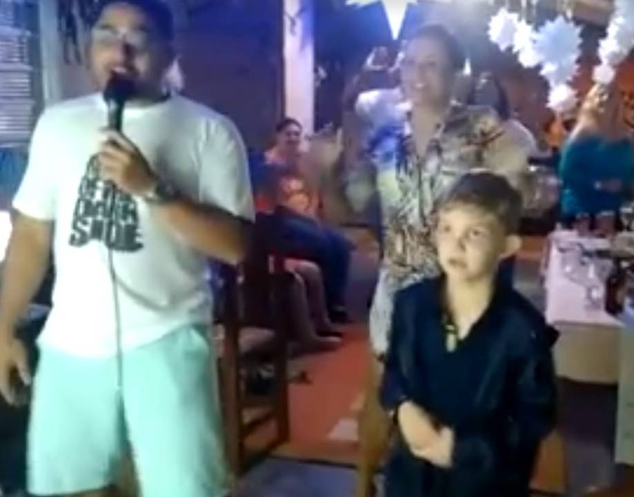 Isamara Filier e João Victor, duas das doze vítimas da chacina de Campinas, aparecem em vídeo no réveillon do ano anterior ao crime