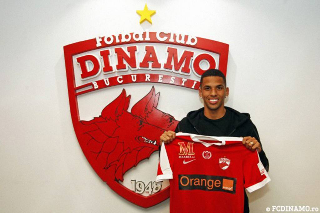 Filho de Rivaldo é contratado por clube da Romênia