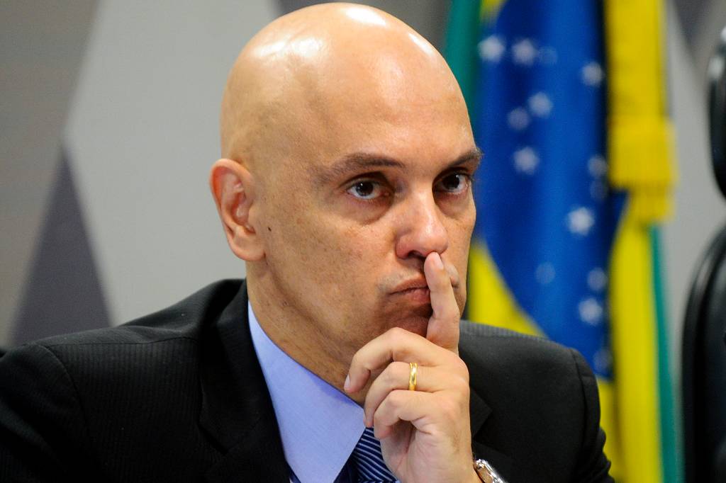 O alerta do governo para as punições a bancos no caso de Alexandre de Moraes