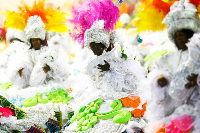 Campeã da Série A do Carnaval de 2016, a escola Paraíso do Tuiuti abre o Carnaval carioca na Marquês de Sapucaí - 26/02/2017 Campeã da Série A do Carnaval de 2016, a escola Paraíso do Tuiuti abre o Carnaval carioca na Marquês de Sapucaí - 26/02/2017