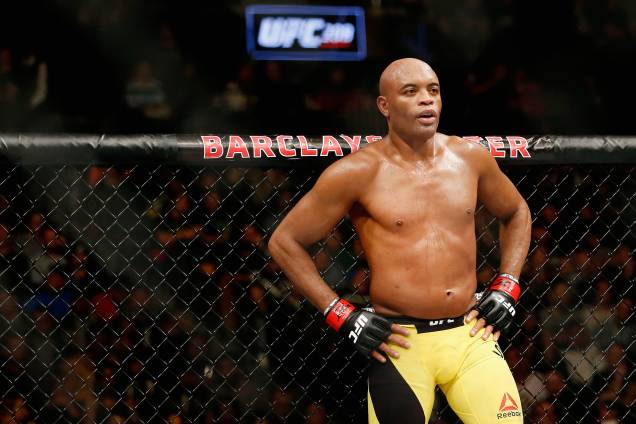 Anderson Silva do Brasil antes da luta contra o americano Derek Brunson no UFC 208 em Nova York Anderson Silva do Brasil antes da luta contra o americano Derek Brunson no UFC 208 em Nova York