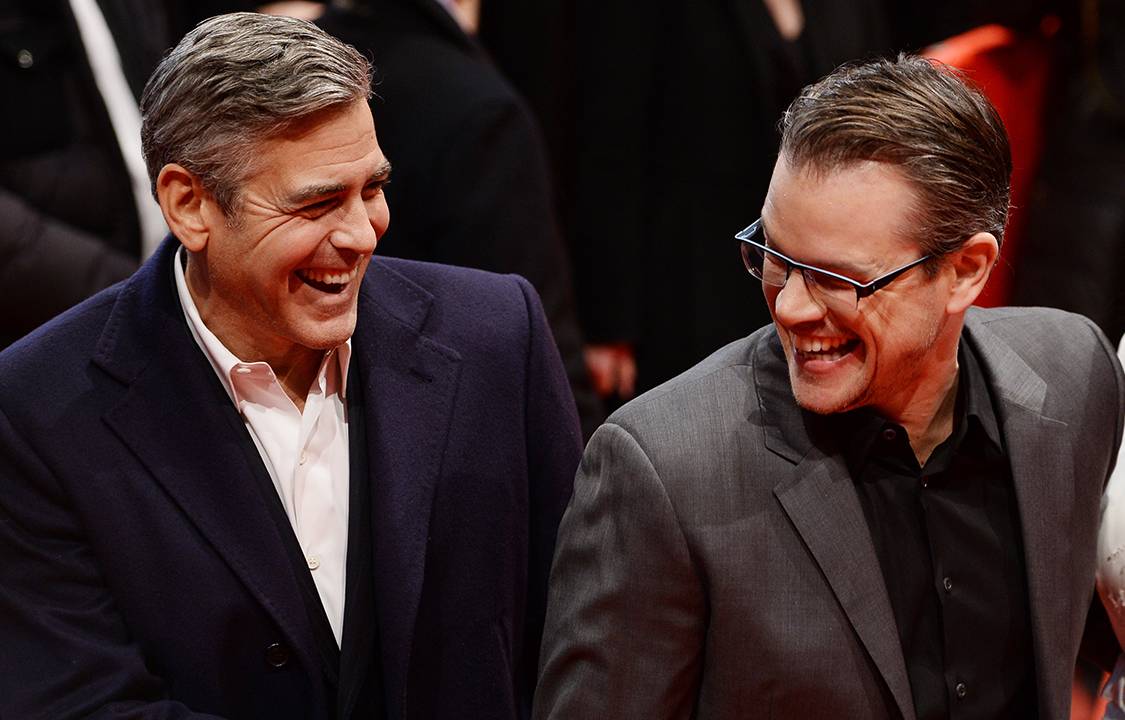George Clooney e Matt Damon, no tapete vermelho do Festival Internacional Berlinale de Cinema, em Berlim, Alemanha