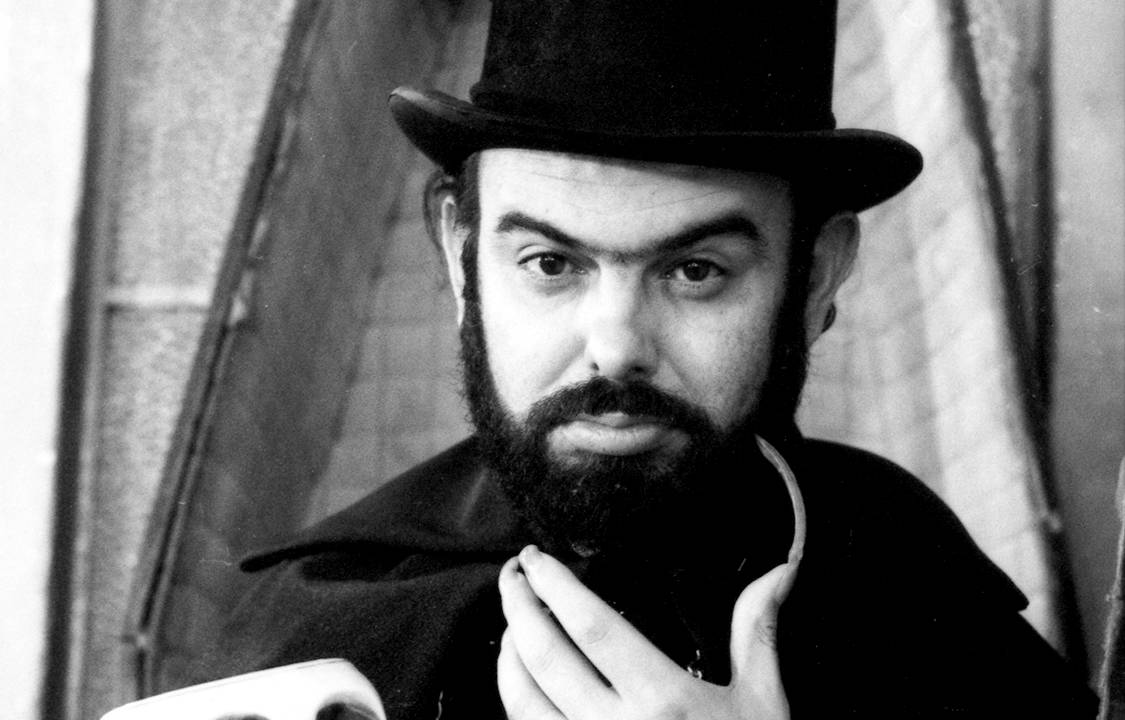 José Mojica Marins como "Zé do Caixão"
