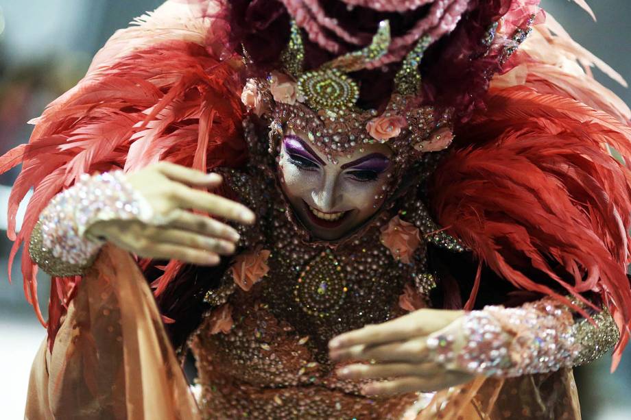 Desfile da Escola de Samba Mocidade Alegre válida pelo Grupo especial, no Sambódromo do Anhembi em São Paulo (SP) - 25/02/2017