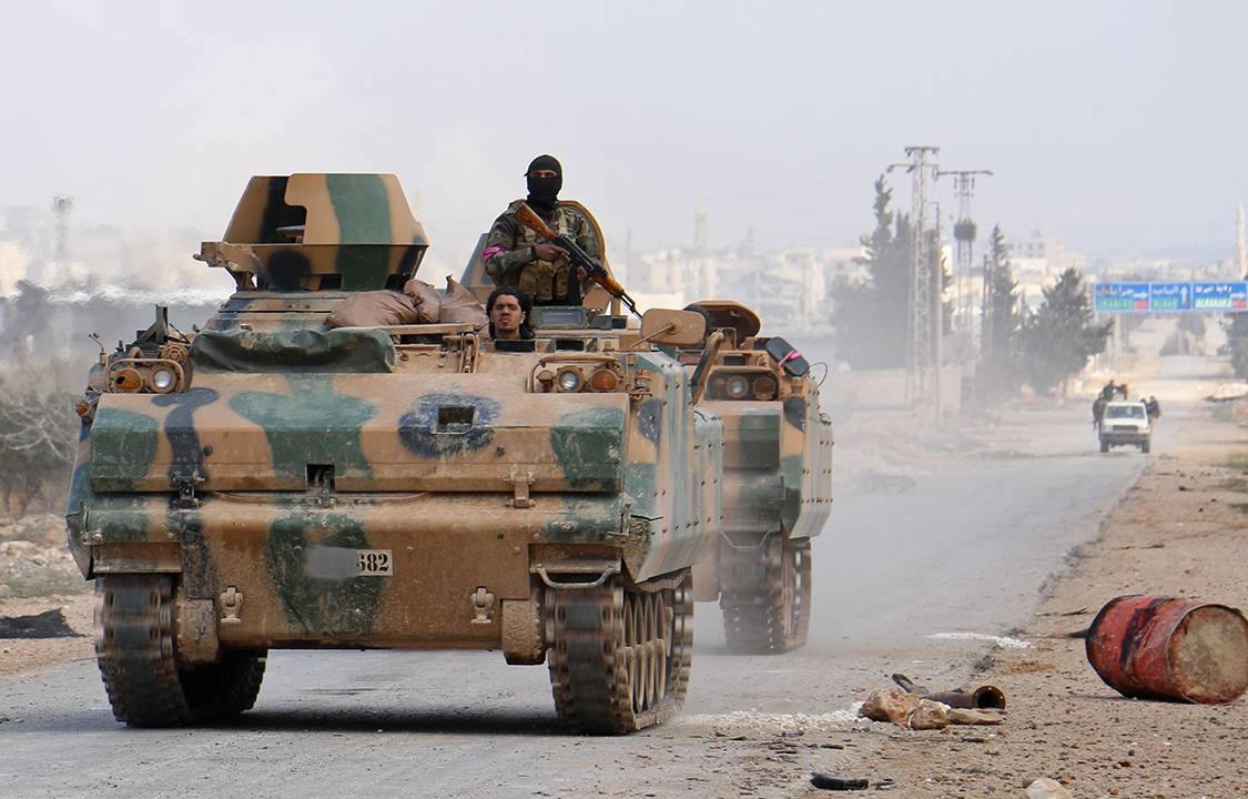 Exército turco avança sobre a cidade de al-Bab, no nosrte da Síria, para retomar a região do controle do Estado Islâmico