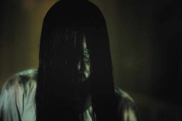 Em ‘O Chamado 3’, Samara vai do fundo do poço à tela do iPhone