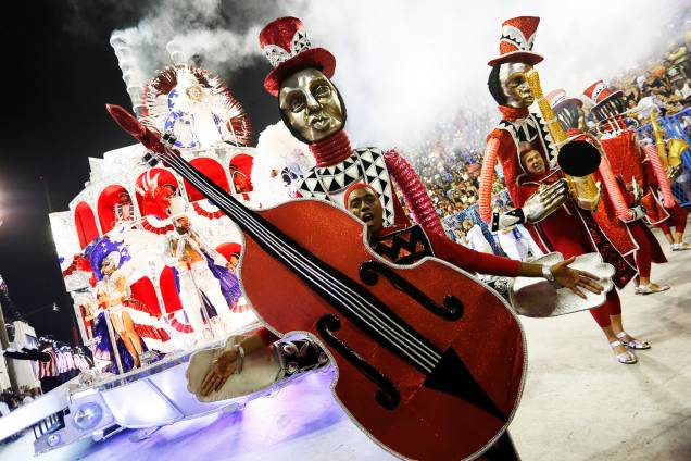 Desfile da escola de samba Unidos de Vila Isabel, no Sambódromo da Marquês de Sapucaí, no Rio de Janeiro (RJ) - 27/02/2017 Desfile da escola de samba Unidos de Vila Isabel, no Sambódromo da Marquês de Sapucaí, no Rio de Janeiro (RJ) - 27/02/2017