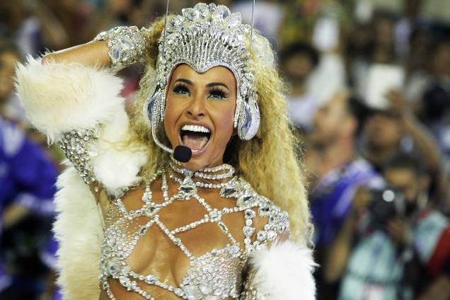 A rainha de bateria da Unidos de Vila Isabel, Sabrina Sato, durante a primeira noite de desfiles na Marquês de Sapucaí - 27/02/2017 A rainha de bateria da Unidos de Vila Isabel, Sabrina Sato, durante a primeira noite de desfiles na Marquês de Sapucaí - 27/02/2017