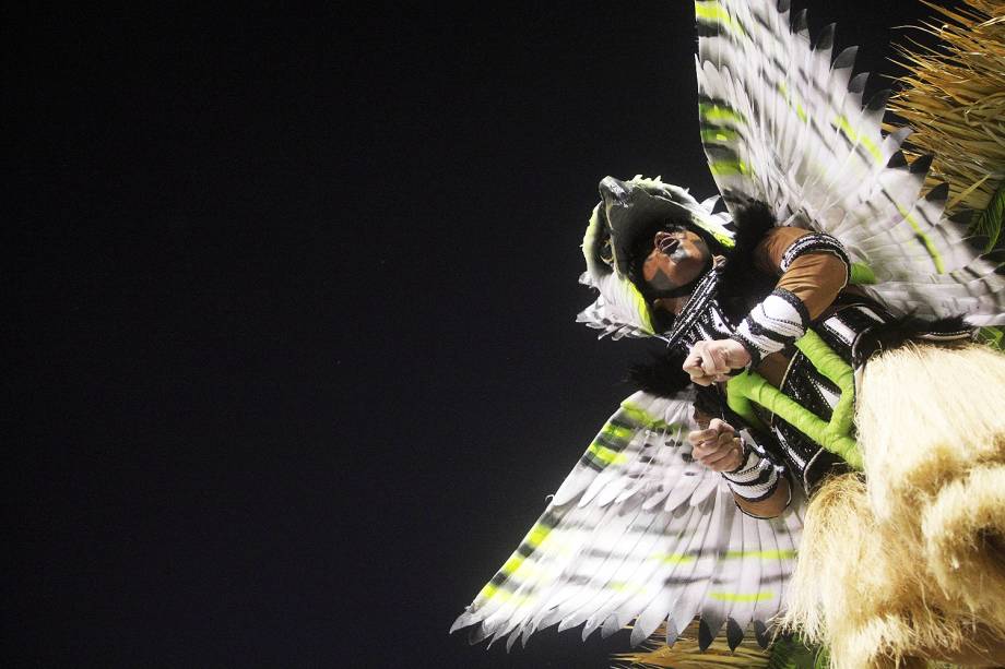 Com o enredo ' Xingu – o clamor que vem da floresta', a escola de samba Imperatriz Leopoldinense desfila no Sambódromo da Marquês de Sapucaí, no Rio de Janeiro (RJ) - 27/02/2017