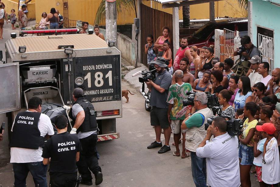 Pelo sétimo dia, o estado em (ES) vive uma onda de violência que deixou 121 mortos. Escolas, postos de saúde e ônibus seguem sem funcionar na Grande Vitória e em outras regiões do estado  10/02/2017