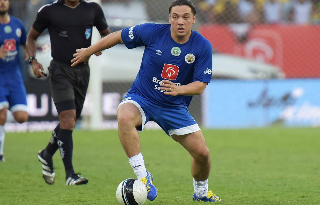 RIO DE JANEIRO, RJ, 28.12.2016: EVENTO-RIO - Wesley Safadão - 13ª edição do Jogo das Estrelas, organizado por Zico, no estádio do Maracanã, no Rio de Janeiro, nesta quarta-feira. (Foto: Thiago Ribeiro/FramePhoto/Folhapress)