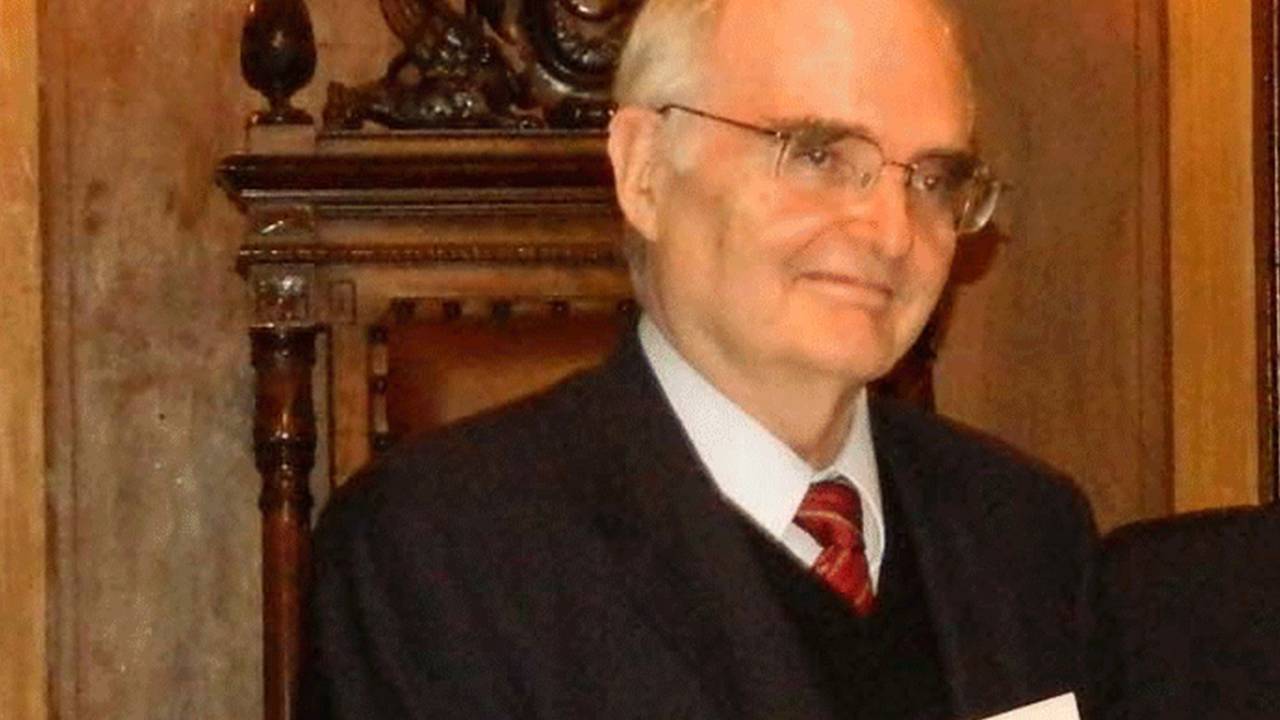 Dr. Arno Wehling