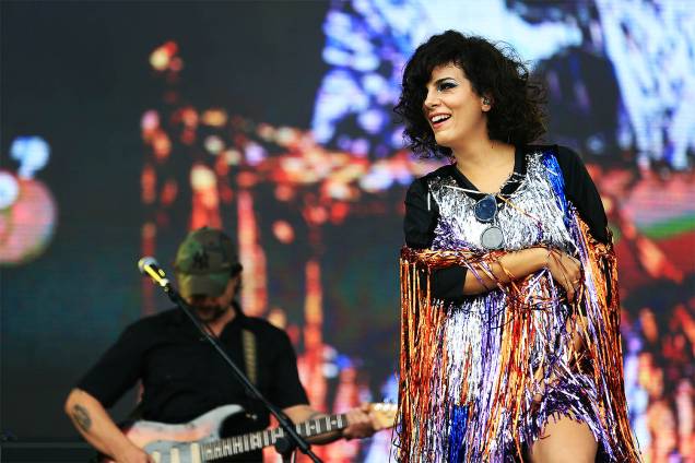 A cantora Céu abre o palco principal no segundo dia do Festival Lollapalooza 2017 no autódromo de Interlagos, em São Paulo A cantora Céu abre o palco principal no segundo dia do Festival Lollapalooza 2017 no autódromo de Interlagos, em São Paulo