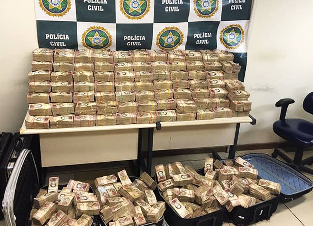 Polícia apreende em R$ 12 milhões em dinheiro venezuelano