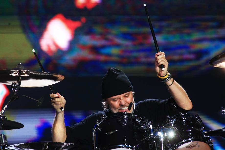 A banda Metallica no palco principal  durante o show mais esperado do primeiro dia da 6ª edição do Lollapalooza