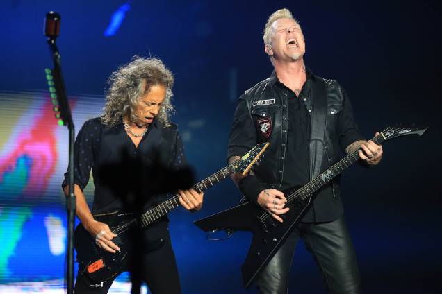 O vocalista do Metallica, James Hetfild no palco principal durante o show mais esperado do primeiro dia da 6ª edição do Lollapalooza O vocalista do Metallica, James Hetfild no palco principal durante o show mais esperado do primeiro dia da 6ª edição do Lollapalooza