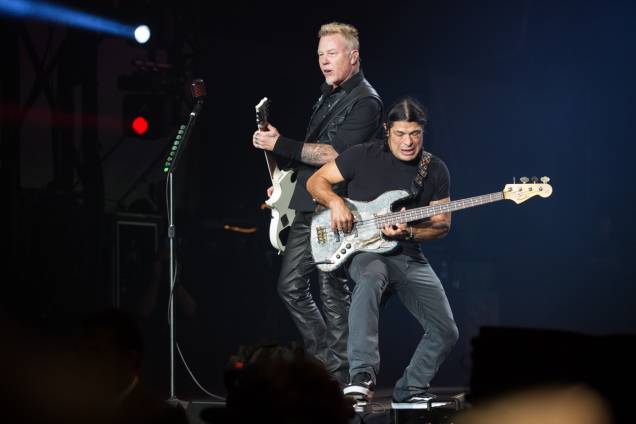 O vocalista do Metallica, James Hetfild no palco principal durante o show mais esperado do primeiro dia da 6ª edição do Lollapalooza O vocalista do Metallica, James Hetfild no palco principal durante o show mais esperado do primeiro dia da 6ª edição do Lollapalooza