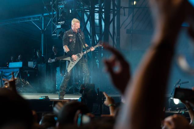 O vocalista do Metallica, James Hetfild no palco principal durante o show mais esperado do primeiro dia da 6ª edição do Lollapalooza O vocalista do Metallica, James Hetfild no palco principal durante o show mais esperado do primeiro dia da 6ª edição do Lollapalooza