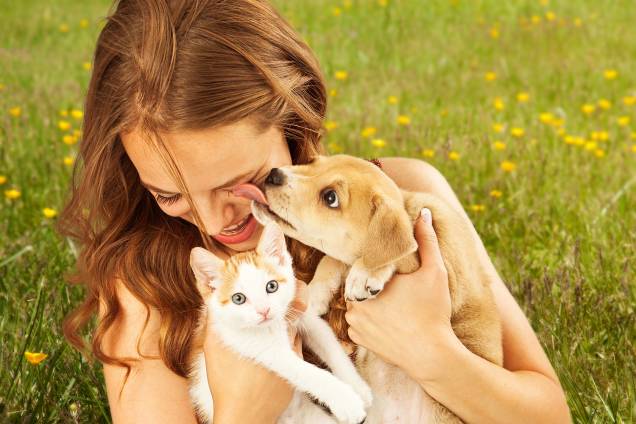Ter um animal de estimação, em comparação com não ter nenhum, traz benefícios físicos e mentais Ter um animal de estimação, em comparação com não ter nenhum, traz benefícios físicos e mentais