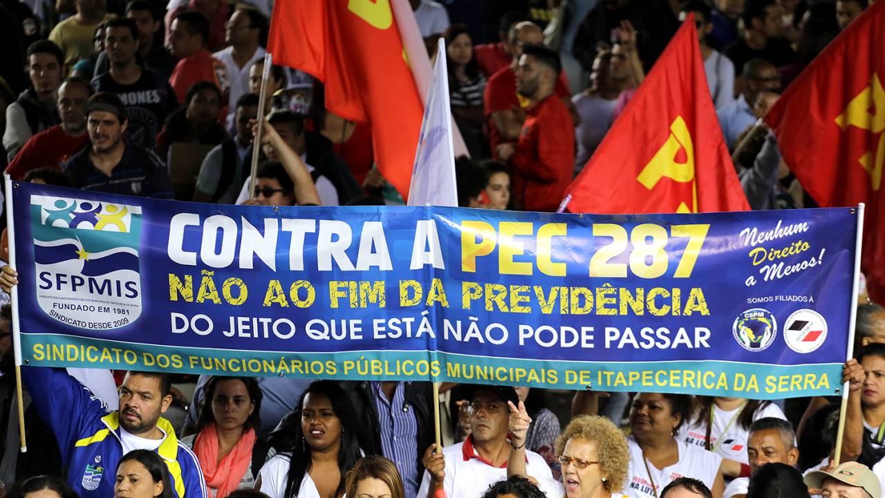Protesto contra reformas do governo Temer
