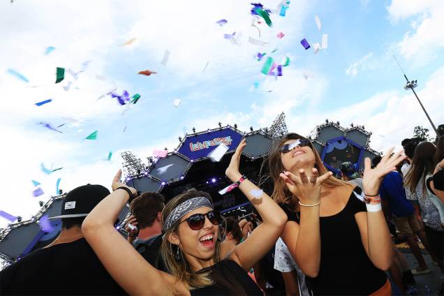 Público no segundo dia do Festival Lollapalooza 2017 no autódromo de Interlagos, em São Paulo Público no segundo dia do Festival Lollapalooza 2017 no autódromo de Interlagos, em São Paulo