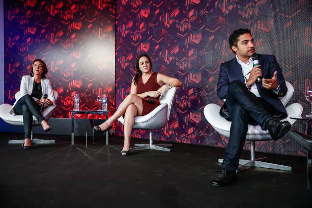 Debate – O Império da Tecnologia – As tecnologias disruptivas que estão mudando a vida das pessoas e gerando novas oportunidades de negócios Debate – O Império da Tecnologia – As tecnologias disruptivas que estão mudando a vida das pessoas e gerando novas oportunidades de negócios