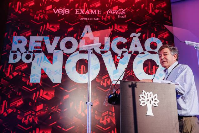 Fernando Reinach, biólogo, sócio e gestor do Fundo Pitanga, durante palestra no Fórum VEJA EXAME Revolução do Novo Fernando Reinach, biólogo, sócio e gestor do Fundo Pitanga, durante palestra no Fórum VEJA EXAME Revolução do Novo