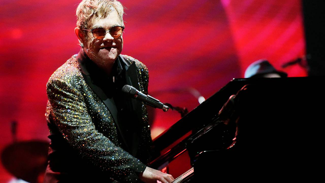 O cantor britânico Elton John