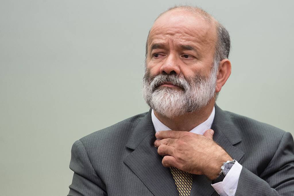 Em casa, Vaccari critica Moro e diz que ‘cumpriu a vontade do partido’