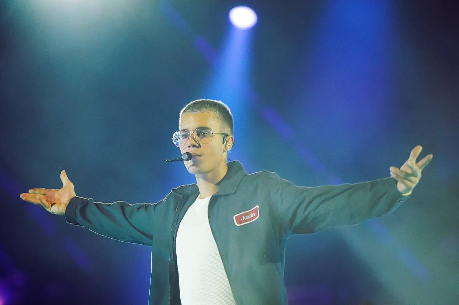 O cantor canadense Justin Bieber se apresenta no estádio Allianz Parque, na zona oeste da capital paulista - 01/04/201