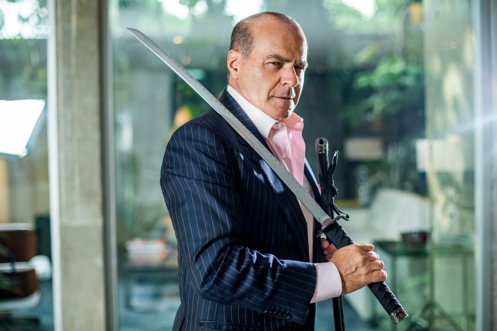 RedeTV! se pronuncia após fala considerada racista de vice-presidente