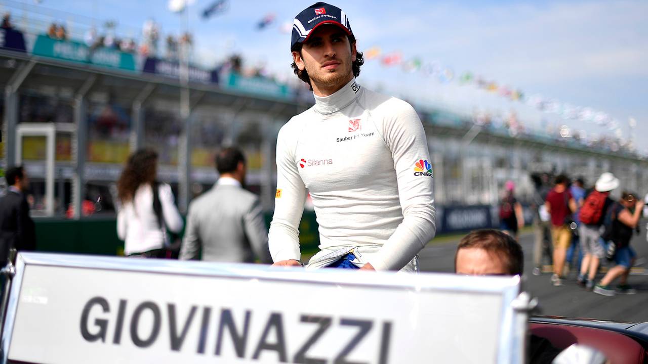 Piloto Antonio Giovinazzi da Sauber