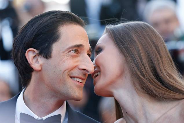 Adrien Brody e Lara Lierto comparecem à 70ª edição do Festival Cannes de cinema, na França - 17/05/2017 Adrien Brody e Lara Lierto comparecem à 70ª edição do Festival Cannes de cinema, na França - 17/05/2017