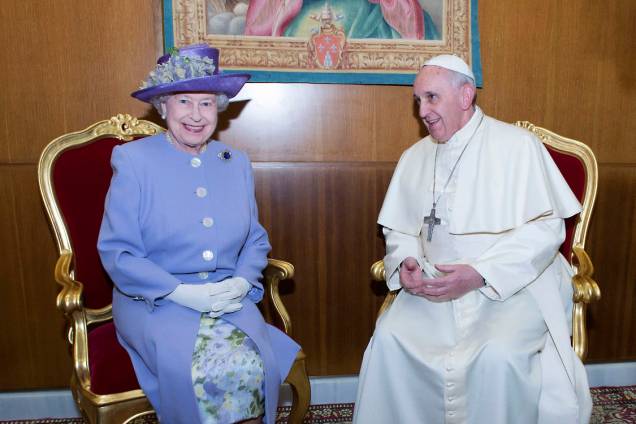 A rainha Elizabeth durante audiência com o Papa Francisco, no Vaticano - 03/04/2014 A rainha Elizabeth durante audiência com o Papa Francisco, no Vaticano - 03/04/2014