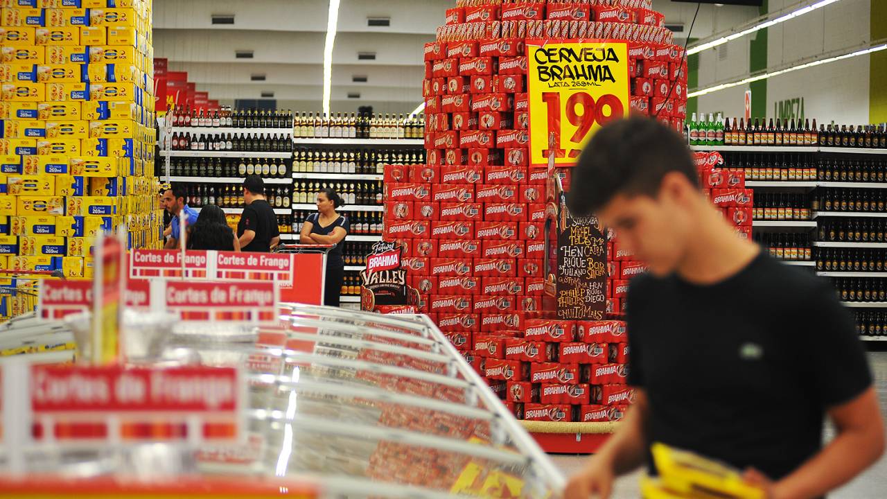 Economia - Consumo - Inflação - produtos - Pib